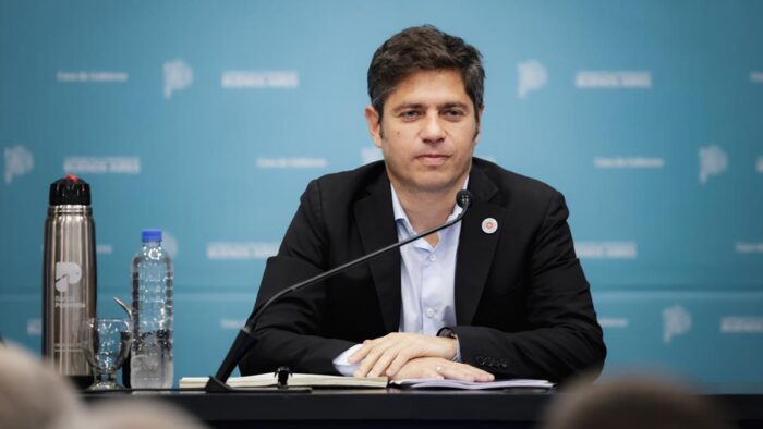 KICILLOF REIVINDICÓ A LOS DOCENTES