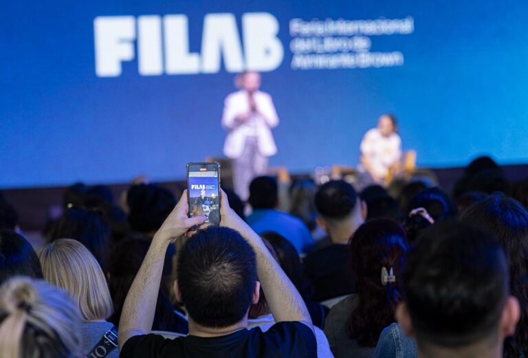 Arranca la Feria del Libro de Almirante Brown