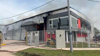Incendio en una panificadora del Parque Industrial de Burzaco
